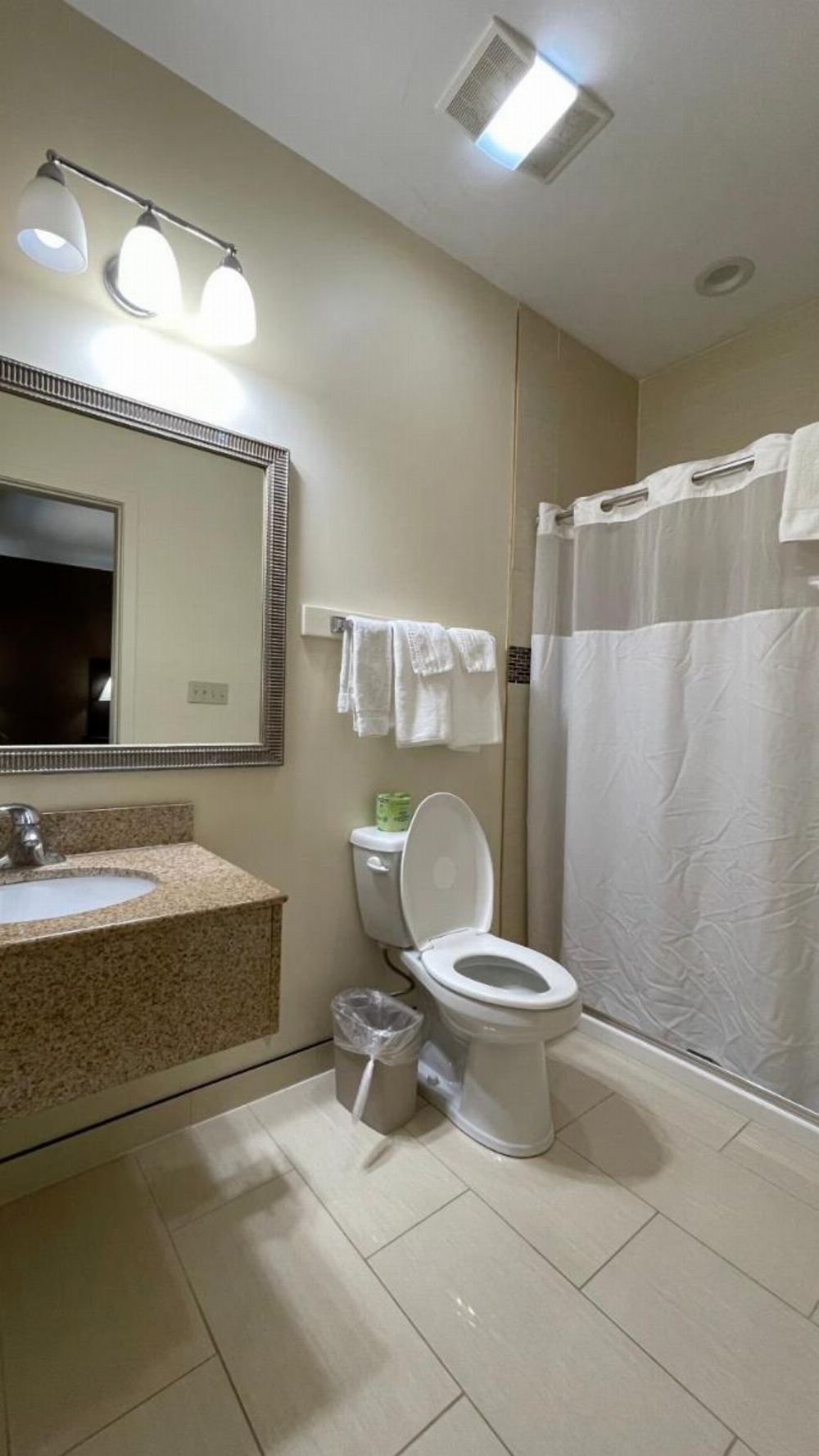 Whitney Inn & Suites Image 14