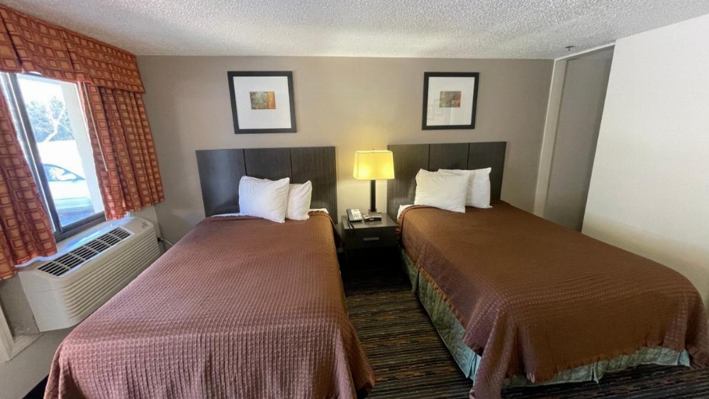 Room Image 4