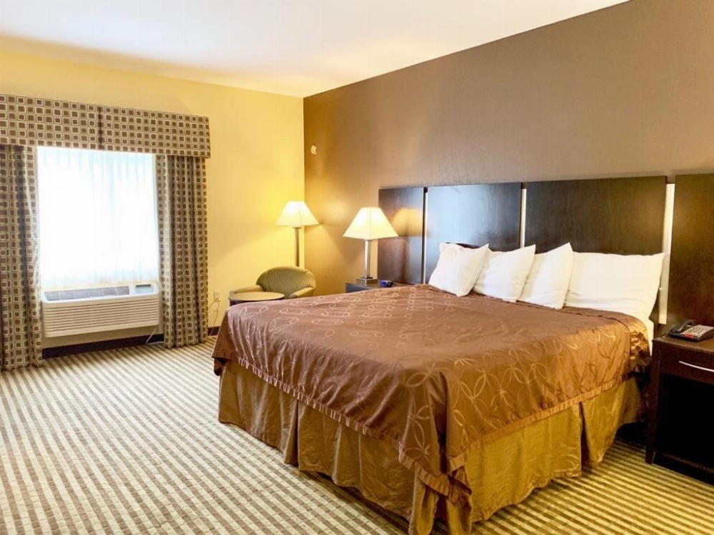 Room Image 4